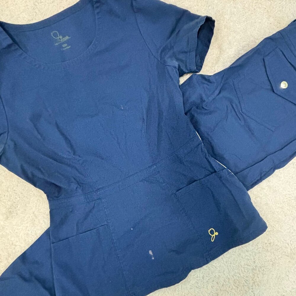 Jaanuu Scrubs Set